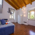 Apartment Balcone *